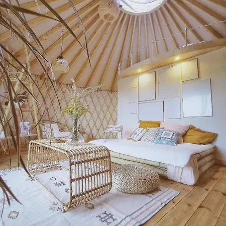 Lushhills - Nowoczesna Jurta * Regulice